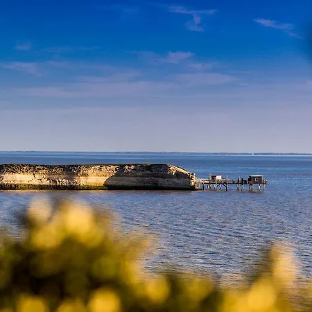 Maison Proche Et Commodités Hébergement de vacances Meschers-sur-Gironde